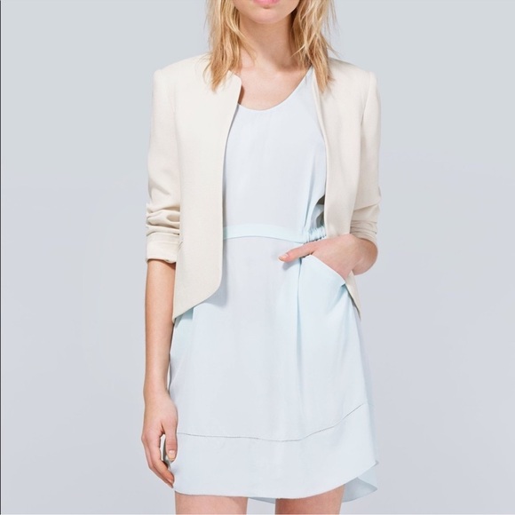 Aritzia Wilfred Exquis Blazer Jacket Cropped Crepe Cream/Black 4 - Picture 12 of 12